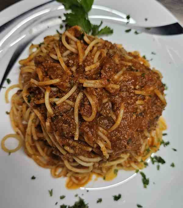 Bolognese (with Tagliatelle or Spaghetti)